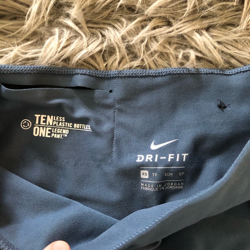 Nike “Just Do it” leggings - Picture 5 of 7